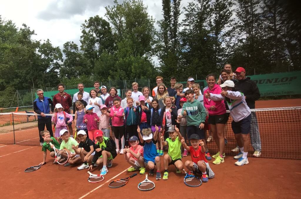 Die Sommercamps der Tennis Academy Zahraj&Zahraj haben bei bester Laune begonnen